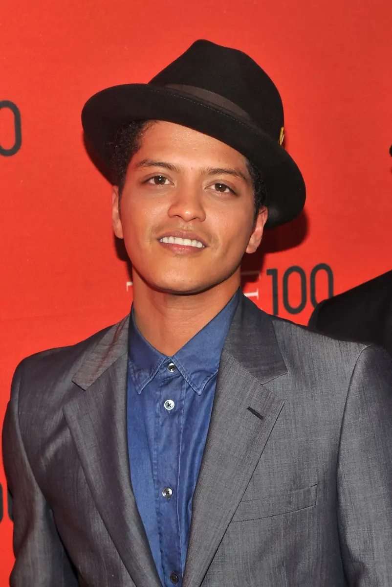 Bruno Mars - Bruno Mars Real Name: Peter Gene Hernandez