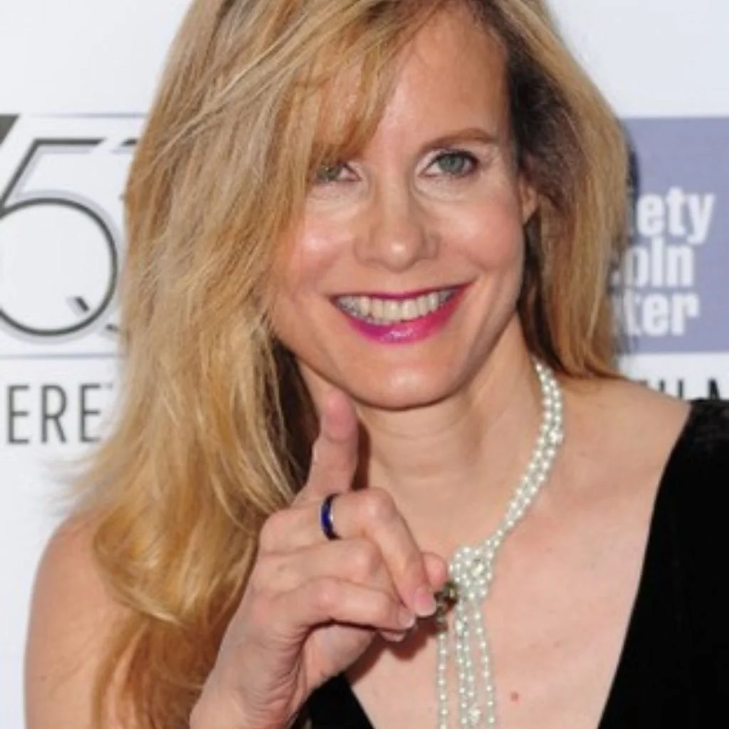 Lori Singer - Lori Singer Hobbies