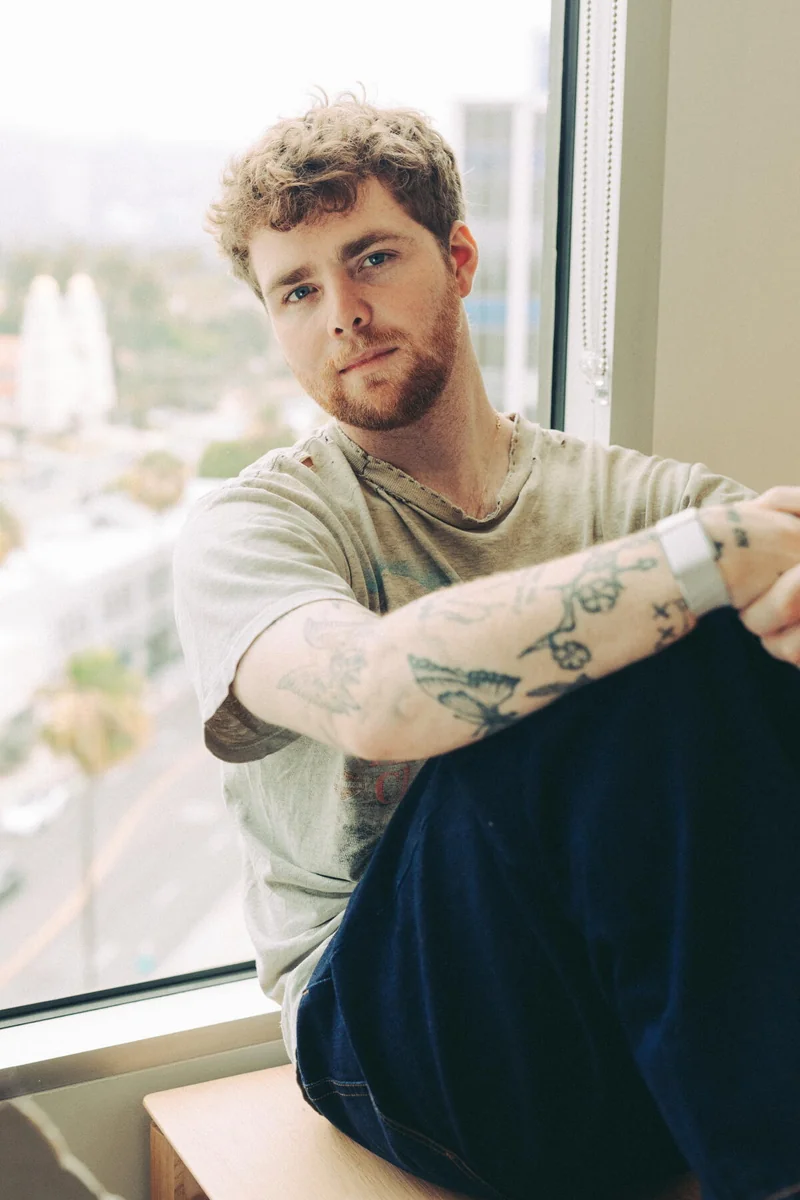 Alex Warren - Alex Warren Career: Hype House, Atlantic Records and Ordinary