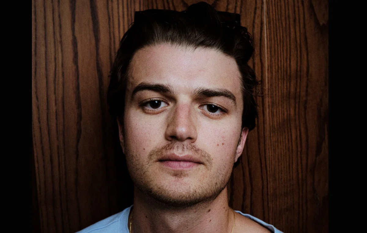 Djo Singer - Nationality and Religion