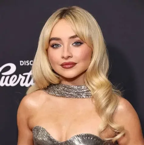 Sabrina Carpenter - Sabrina Carpenter Hobbies