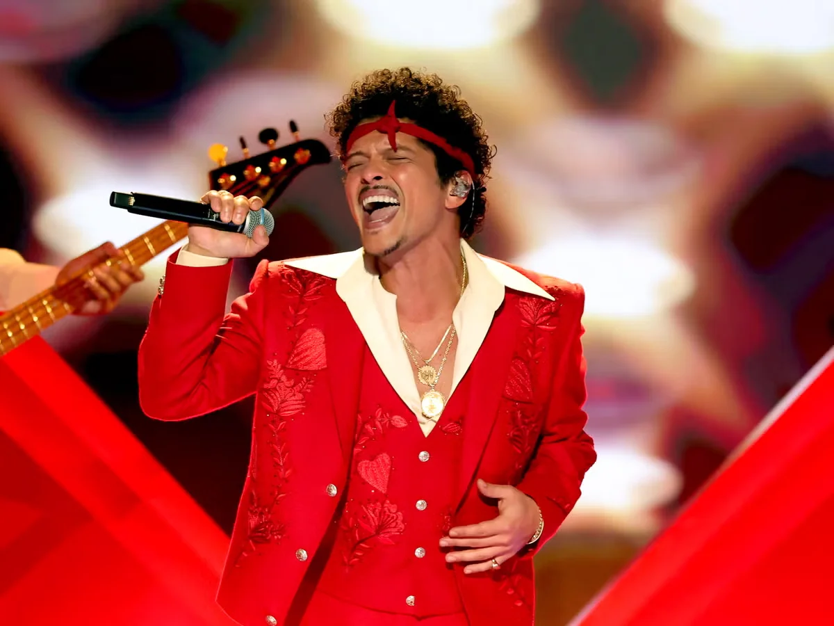Bruno Mars - Bruno Mars Favorite Things